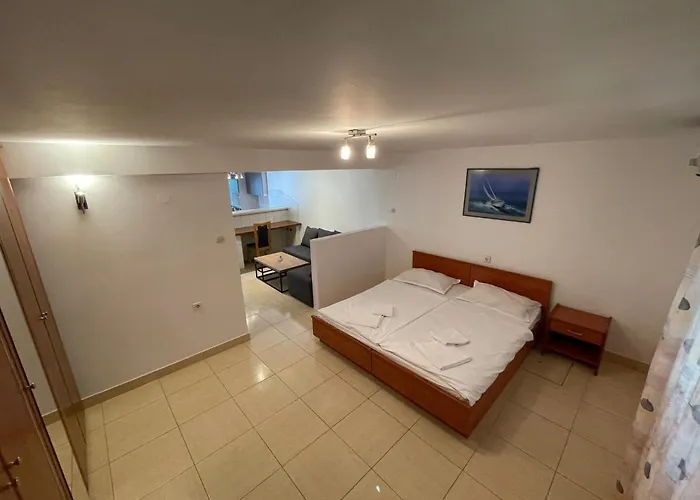 Апартаменты Victoria *