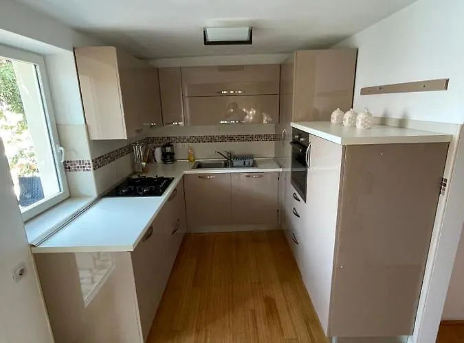 Apartament Victoria *